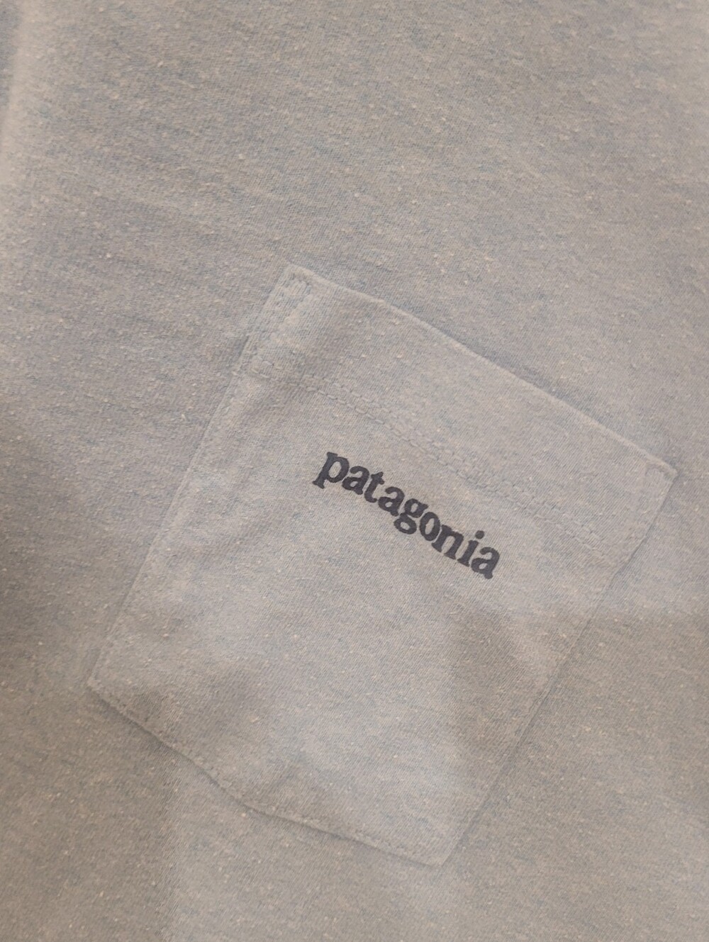 Patagonia Mens Blue Mountain Logo Size Large - Picture 3 of 5